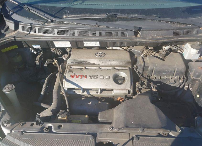 Photo 10 of 2004 Toyota Sienna CE (VIN 5TDZA23C34S035740)