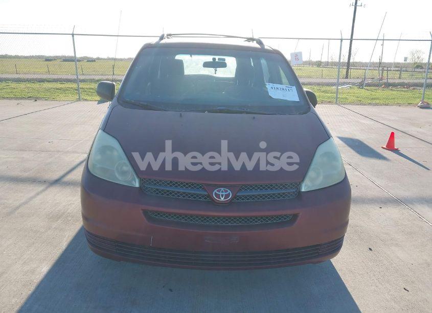 Photo 6 of 2004 Toyota Sienna CE (VIN 5TDZA23C34S061027)