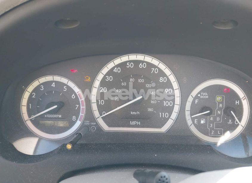 Photo 7 of 2004 Toyota Sienna LE (VIN 5TDZA23C34S104071)