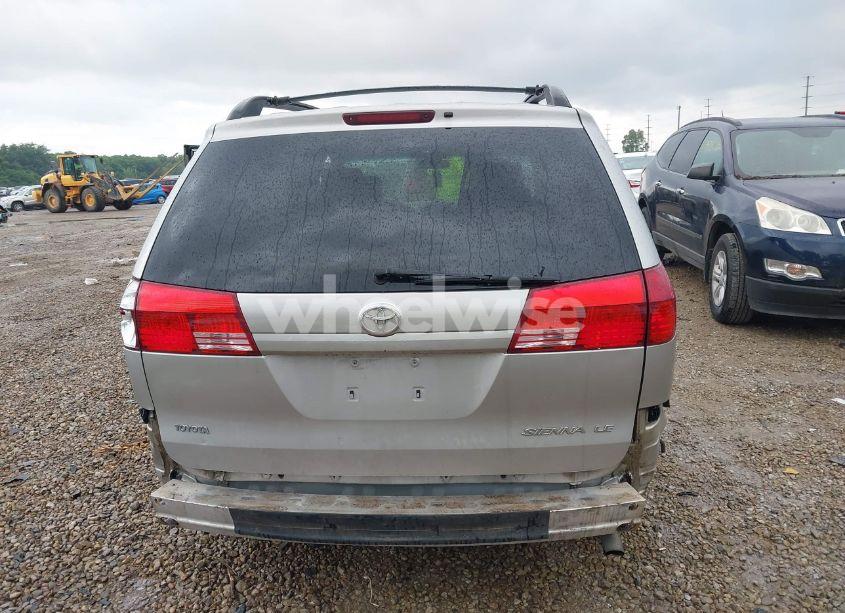 Photo 16 of 2004 Toyota Sienna LE (VIN 5TDZA23C34S129410)