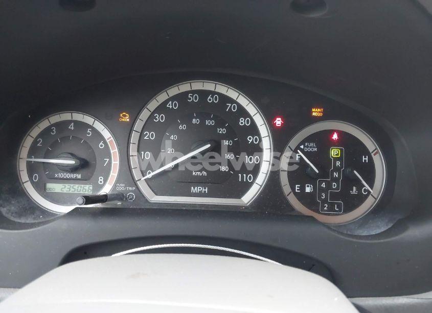 Photo 7 of 2004 Toyota Sienna LE (VIN 5TDZA23C34S129410)