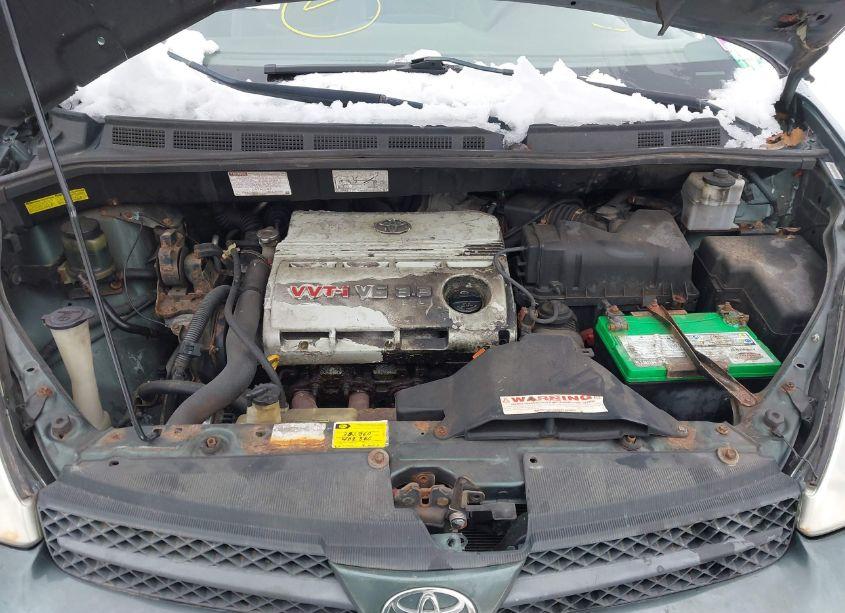 Photo 10 of 2004 Toyota Sienna CE (VIN 5TDZA23C34S133750)