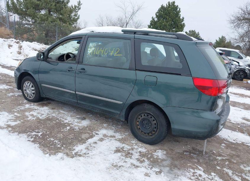 Photo 3 of 2004 Toyota Sienna CE (VIN 5TDZA23C34S133750)