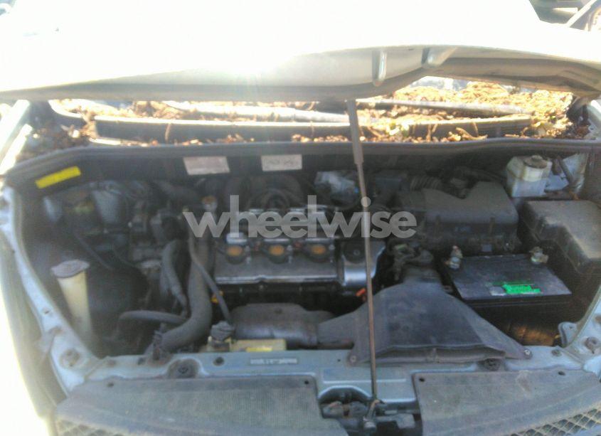 Photo 10 of 2004 Toyota Sienna CE/LE (VIN 5TDZA23C34S150855)