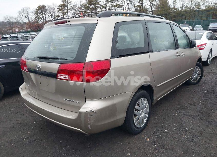 Photo 4 of 2004 Toyota Sienna CE (VIN 5TDZA23C34S169101)