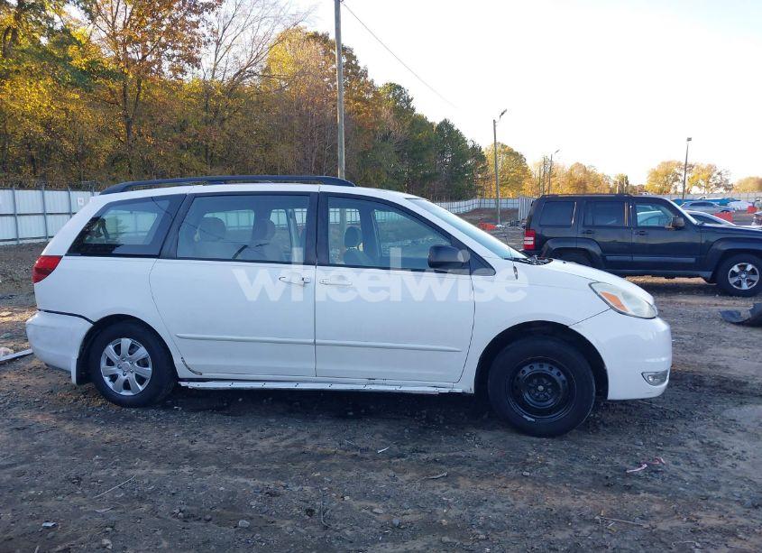 Photo 14 of 2005 Toyota Sienna CE (VIN 5TDZA23C35S239889)