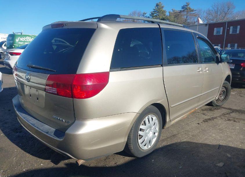 Photo 4 of 2005 Toyota Sienna LE (VIN 5TDZA23C35S256336)