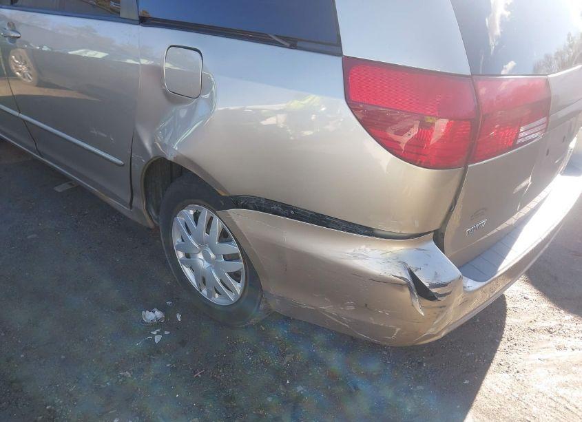 Photo 6 of 2005 Toyota Sienna LE (VIN 5TDZA23C35S256336)