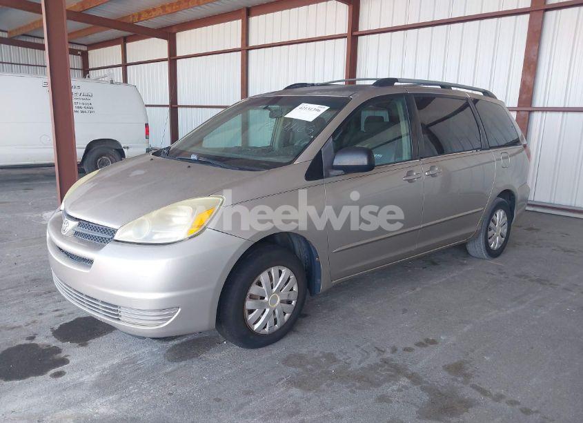 Photo 2 of 2005 Toyota Sienna LE (VIN 5TDZA23C35S328054)