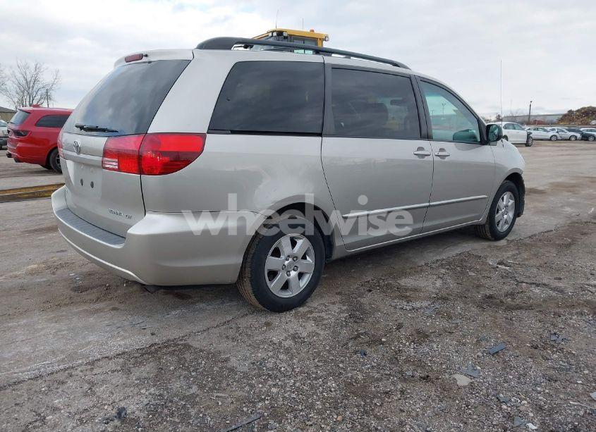 Photo 4 of 2005 Toyota Sienna LE (VIN 5TDZA23C35S330841)