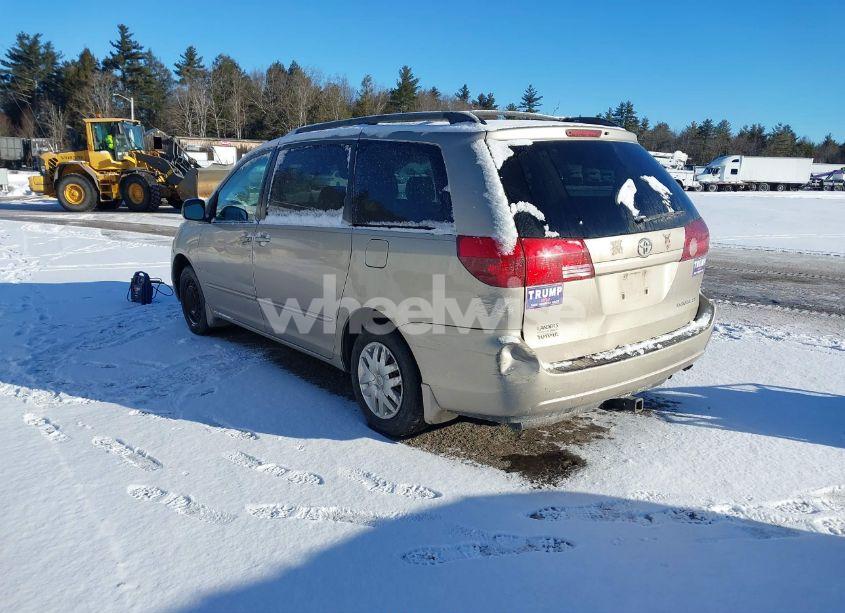 Photo 3 of 2005 Toyota Sienna LE (VIN 5TDZA23C35S344125)