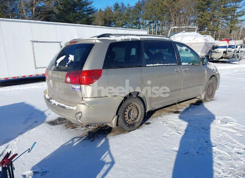 Photo 4 of 2005 Toyota Sienna LE (VIN 5TDZA23C35S344125)