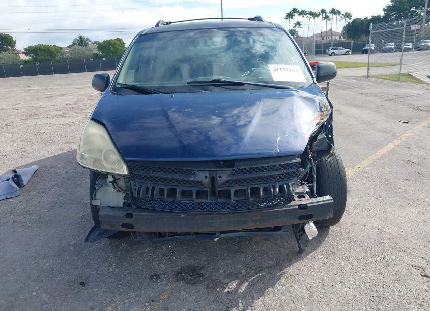 Photo 6 of 2005 Toyota Sienna CE (VIN 5TDZA23C35S369218)