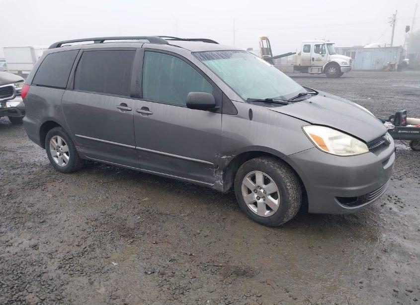 2005 Toyota Sienna LE (VIN 5TDZA23C35S376654) main photo