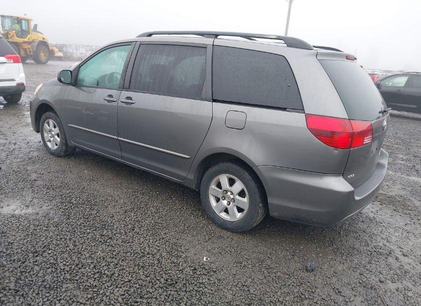 Photo 3 of 2005 Toyota Sienna LE (VIN 5TDZA23C35S376654)