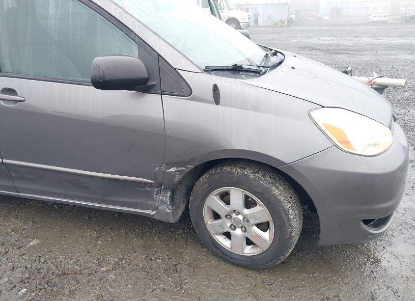Photo 6 of 2005 Toyota Sienna LE (VIN 5TDZA23C35S376654)