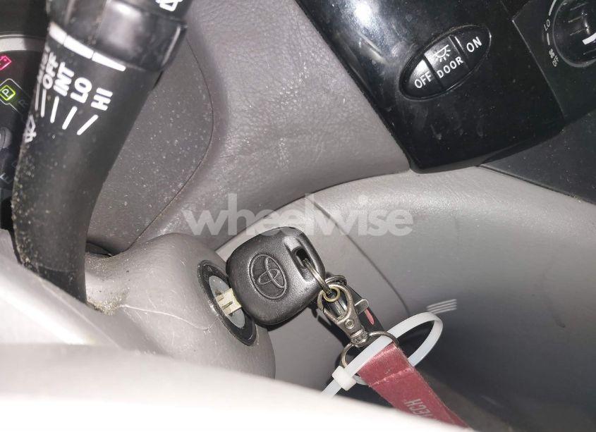 Photo 11 of 2005 Toyota Sienna LE (VIN 5TDZA23C35S380008)