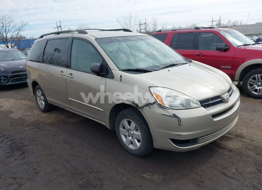 2005 Toyota Sienna LE (VIN 5TDZA23C35S382177) main photo