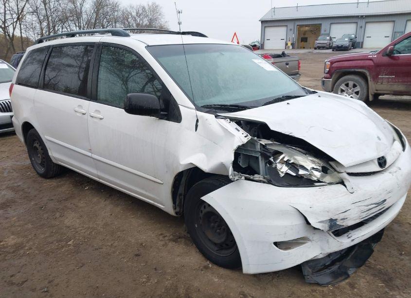 2006 Toyota Sienna LE (VIN 5TDZA23C36S397926) main photo