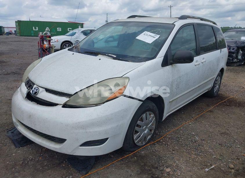 Photo 2 of 2006 Toyota Sienna LE (VIN 5TDZA23C36S399658)