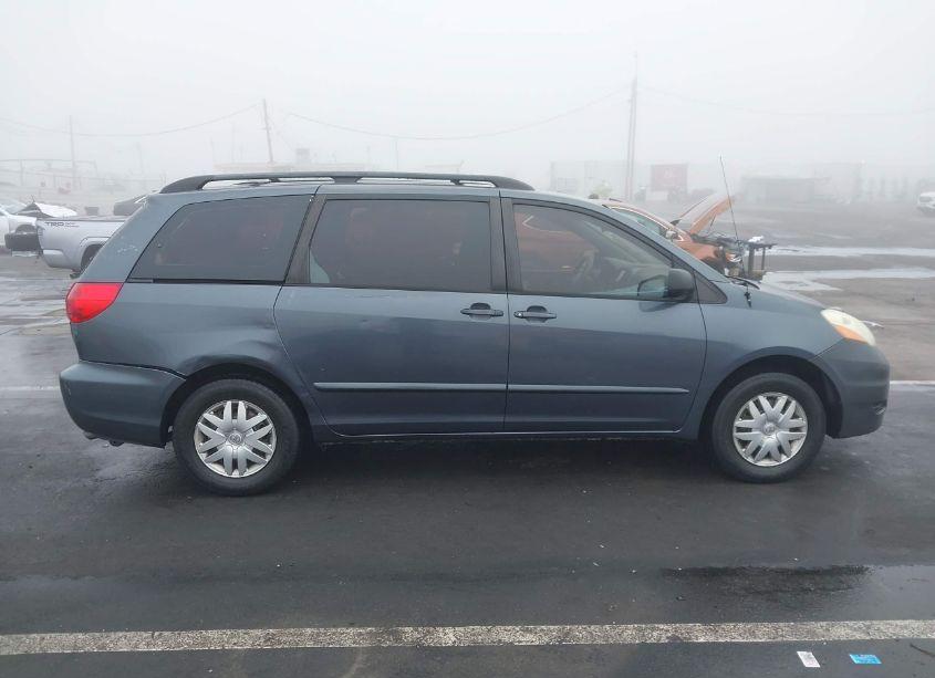 Photo 13 of 2006 Toyota Sienna CE (VIN 5TDZA23C36S401408)