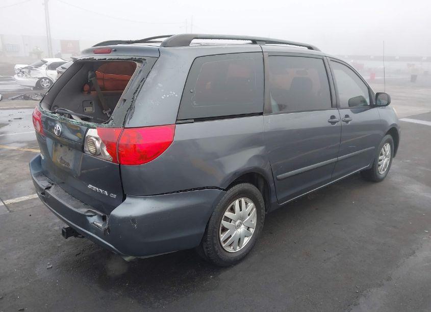 Photo 4 of 2006 Toyota Sienna CE (VIN 5TDZA23C36S401408)