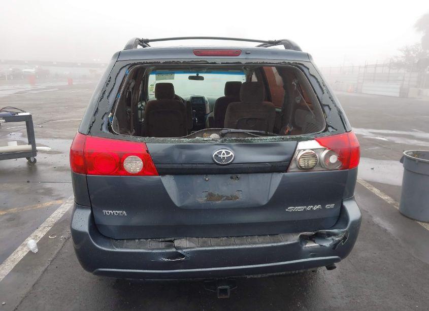 Photo 6 of 2006 Toyota Sienna CE (VIN 5TDZA23C36S401408)