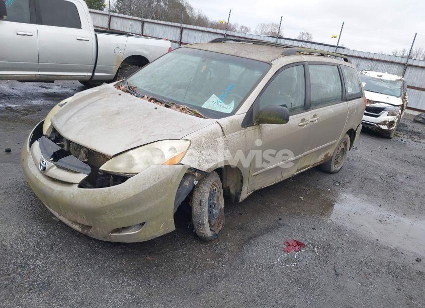 Photo 2 of 2006 Toyota Sienna CE (VIN 5TDZA23C36S418743)