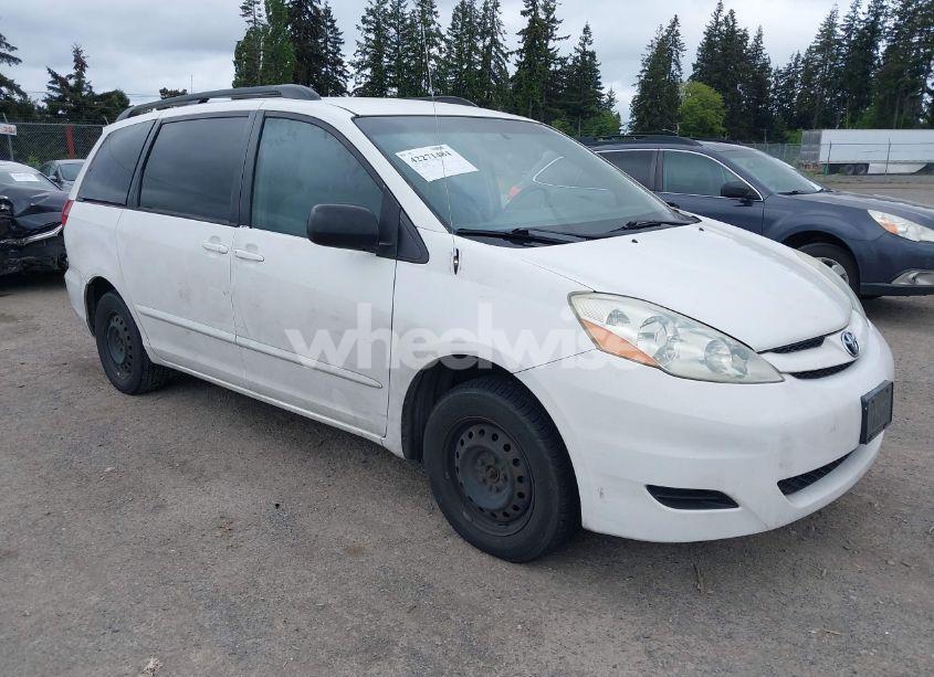 2006 Toyota Sienna LE (VIN 5TDZA23C36S430004) main photo