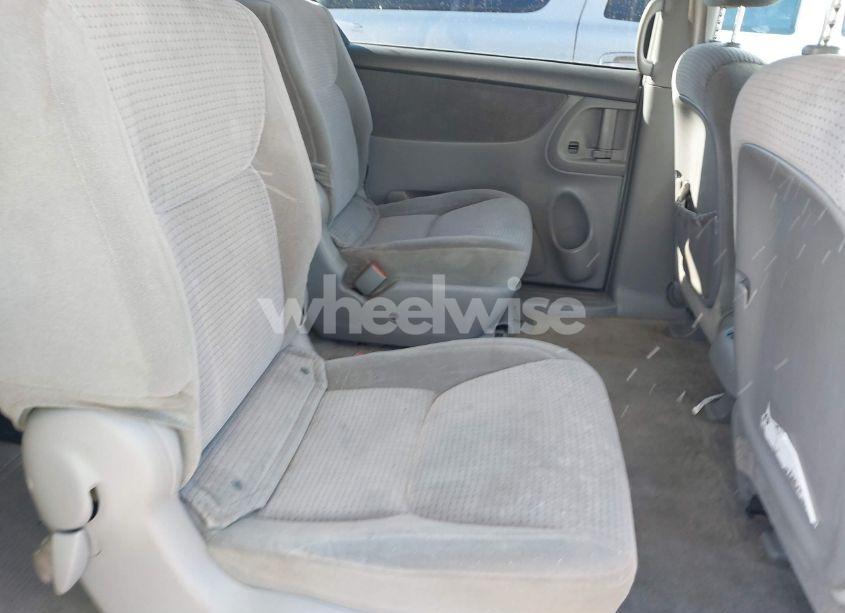 Photo 8 of 2006 Toyota Sienna LE (VIN 5TDZA23C36S431878)