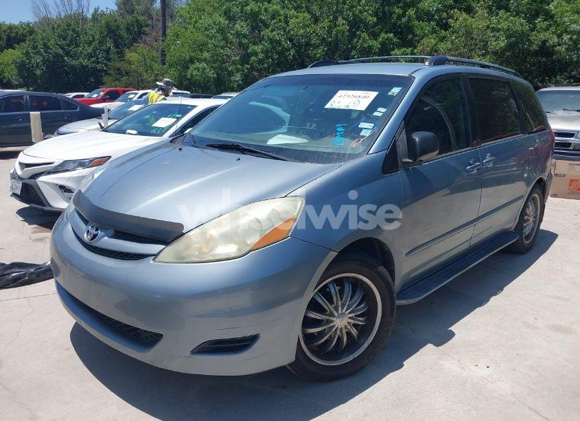 Photo 2 of 2006 Toyota Sienna LE (VIN 5TDZA23C36S444209)