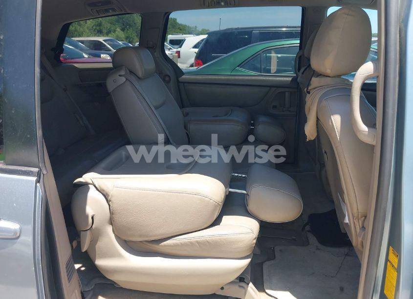 Photo 8 of 2006 Toyota Sienna LE (VIN 5TDZA23C36S444209)