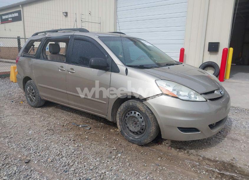 2006 Toyota Sienna LE (VIN 5TDZA23C36S449376) main photo