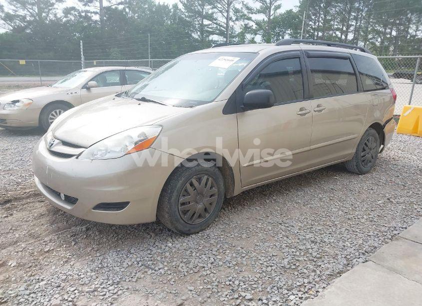 Photo 2 of 2006 Toyota Sienna LE (VIN 5TDZA23C36S449376)
