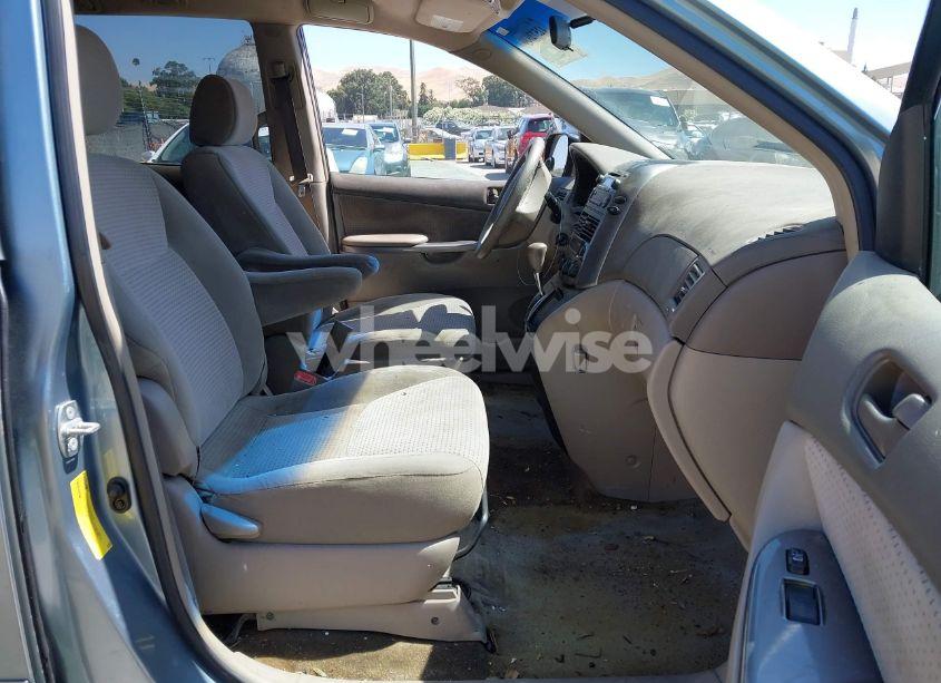 Photo 5 of 2006 Toyota Sienna LE (VIN 5TDZA23C36S453203)