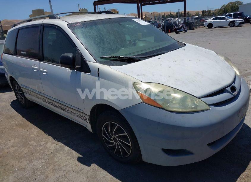 2006 Toyota Sienna LE (VIN 5TDZA23C36S480739) main photo