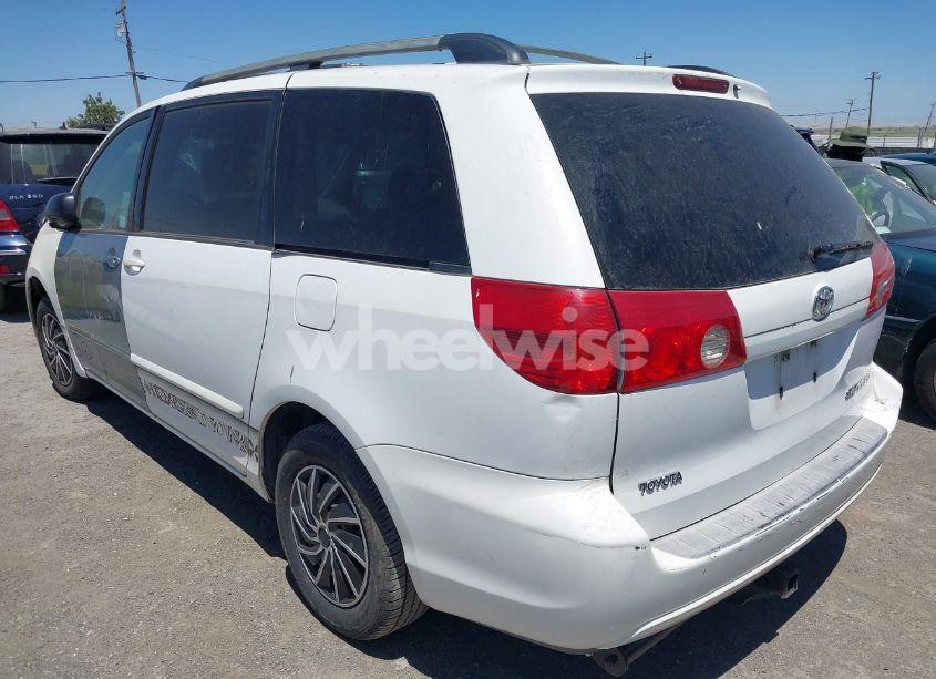 Photo 3 of 2006 Toyota Sienna LE (VIN 5TDZA23C36S480739)