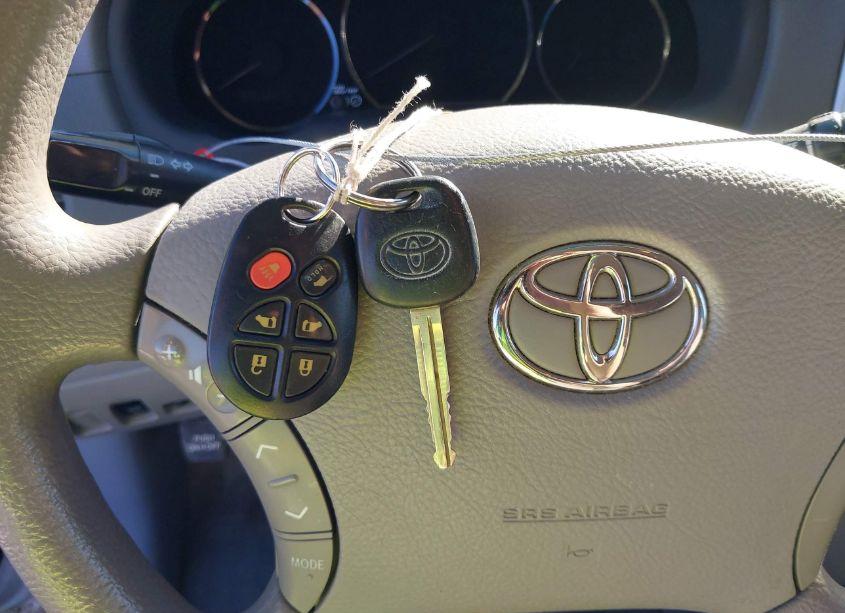 Photo 11 of 2006 Toyota Sienna LE (VIN 5TDZA23C36S492888)