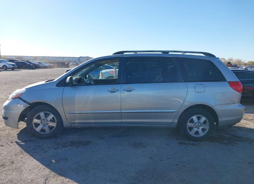 Photo 14 of 2006 Toyota Sienna LE (VIN 5TDZA23C36S492888)