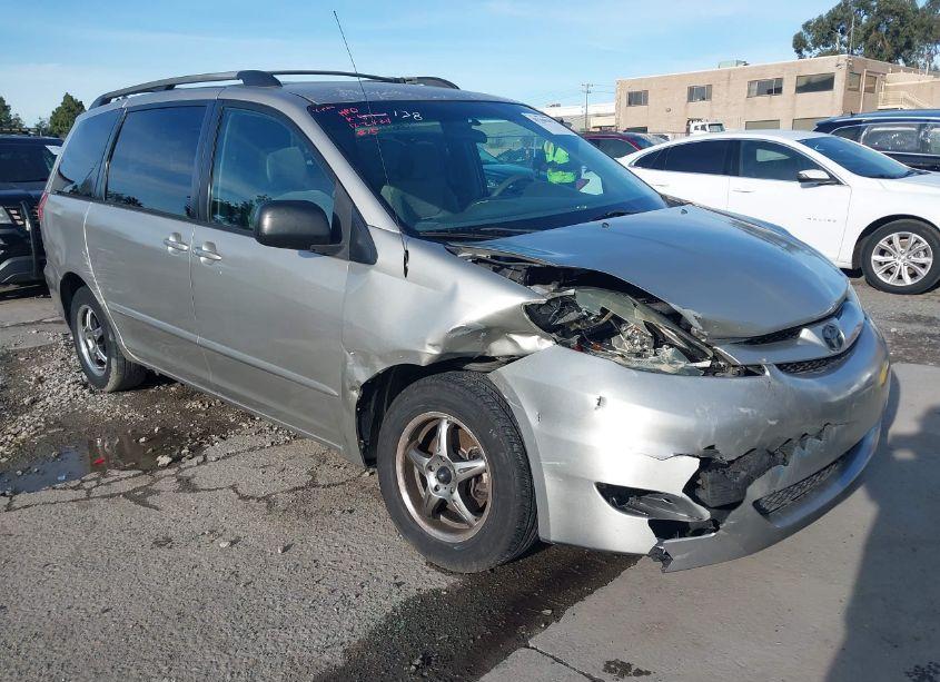 2006 Toyota Sienna CE/LE (VIN 5TDZA23C36S502447) main photo