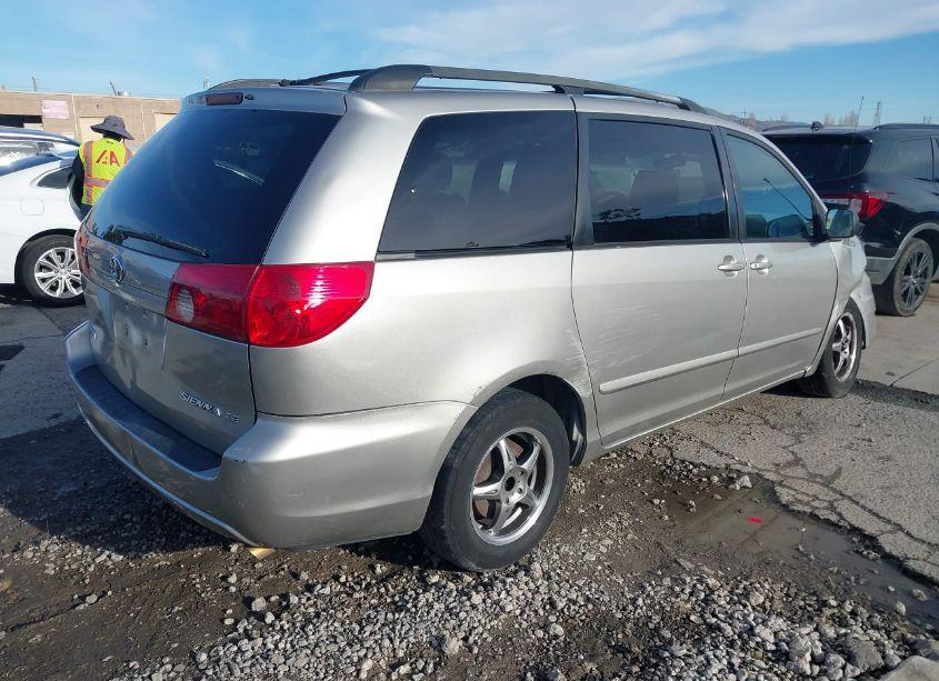 Photo 4 of 2006 Toyota Sienna CE/LE (VIN 5TDZA23C36S502447)