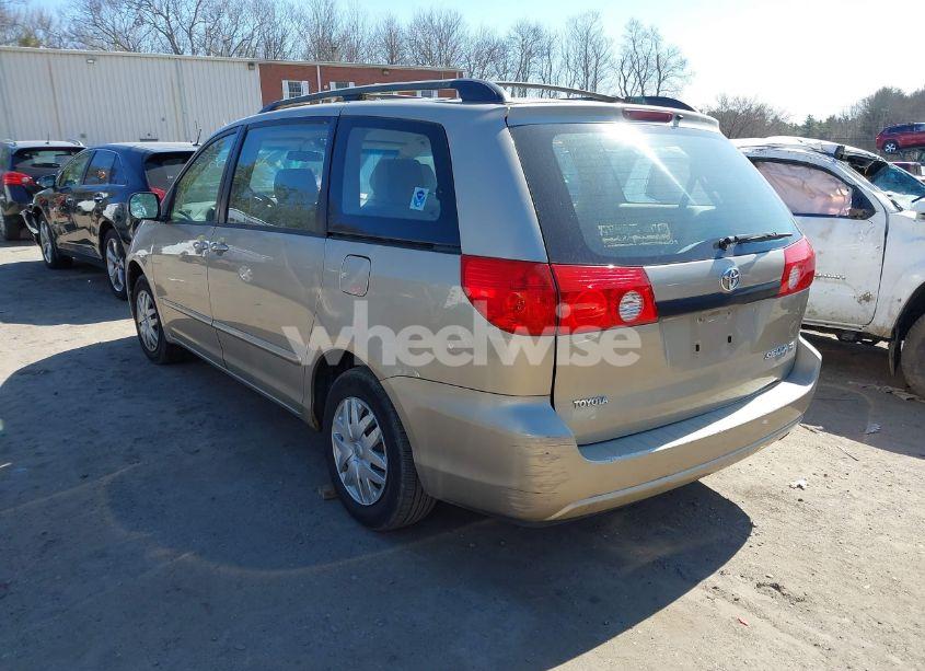 Photo 3 of 2006 Toyota Sienna CE (VIN 5TDZA23C36S525016)