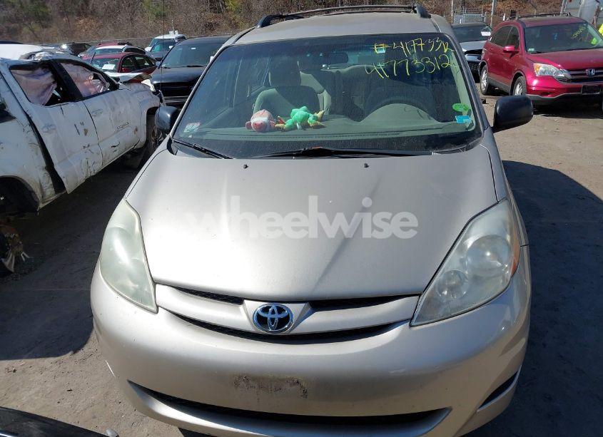 Photo 6 of 2006 Toyota Sienna CE (VIN 5TDZA23C36S525016)