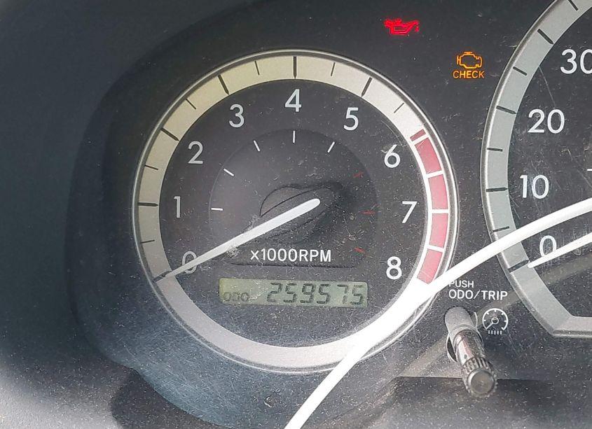 Photo 16 of 2004 Toyota Sienna LE (VIN 5TDZA23C44S098460)