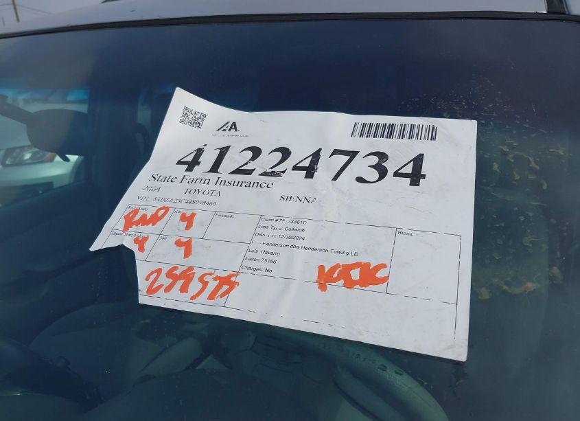 Photo 18 of 2004 Toyota Sienna LE (VIN 5TDZA23C44S098460)