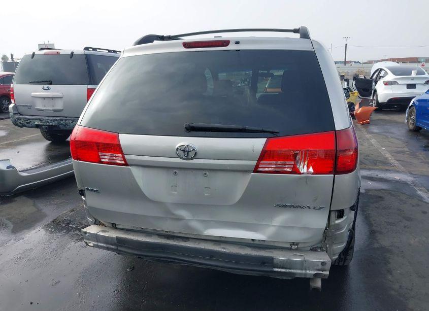 Photo 6 of 2004 Toyota Sienna LE (VIN 5TDZA23C44S098460)