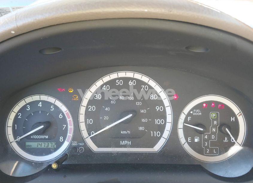 Photo 7 of 2004 Toyota Sienna CE (VIN 5TDZA23C44S101857)