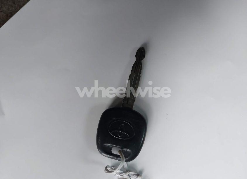 Photo 11 of 2004 Toyota Sienna LE (VIN 5TDZA23C44S129125)