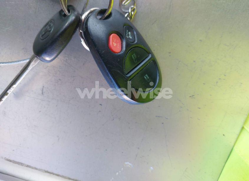 Photo 11 of 2004 Toyota Sienna LE (VIN 5TDZA23C44S162786)