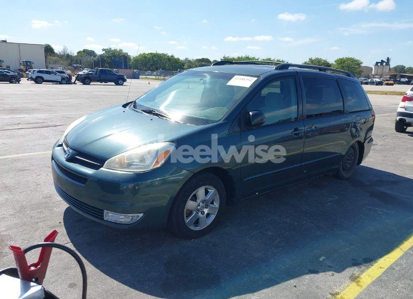 Photo 2 of 2004 Toyota Sienna LE (VIN 5TDZA23C44S162786)